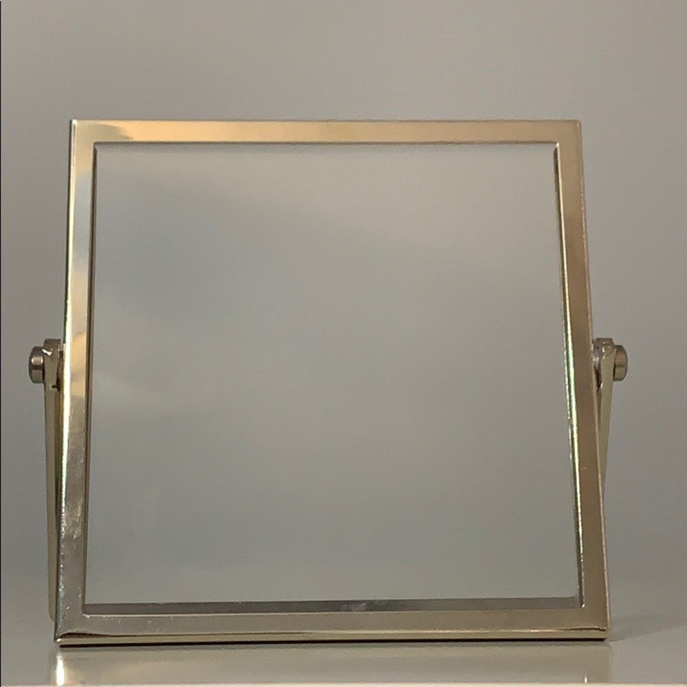 Glass picture frame with adjustable stand